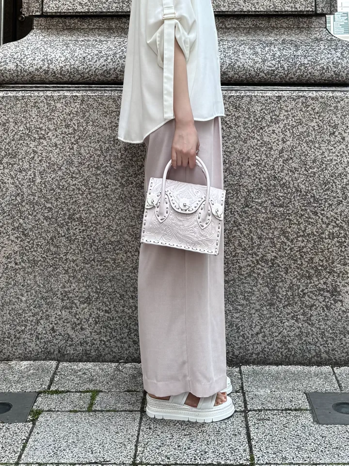 GRACE CONTINENTAL 伊藤　静華 コーディネート画像