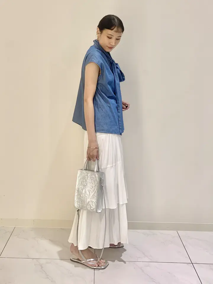 GRACE CONTINENTAL haruka iwasaki コーディネート画像