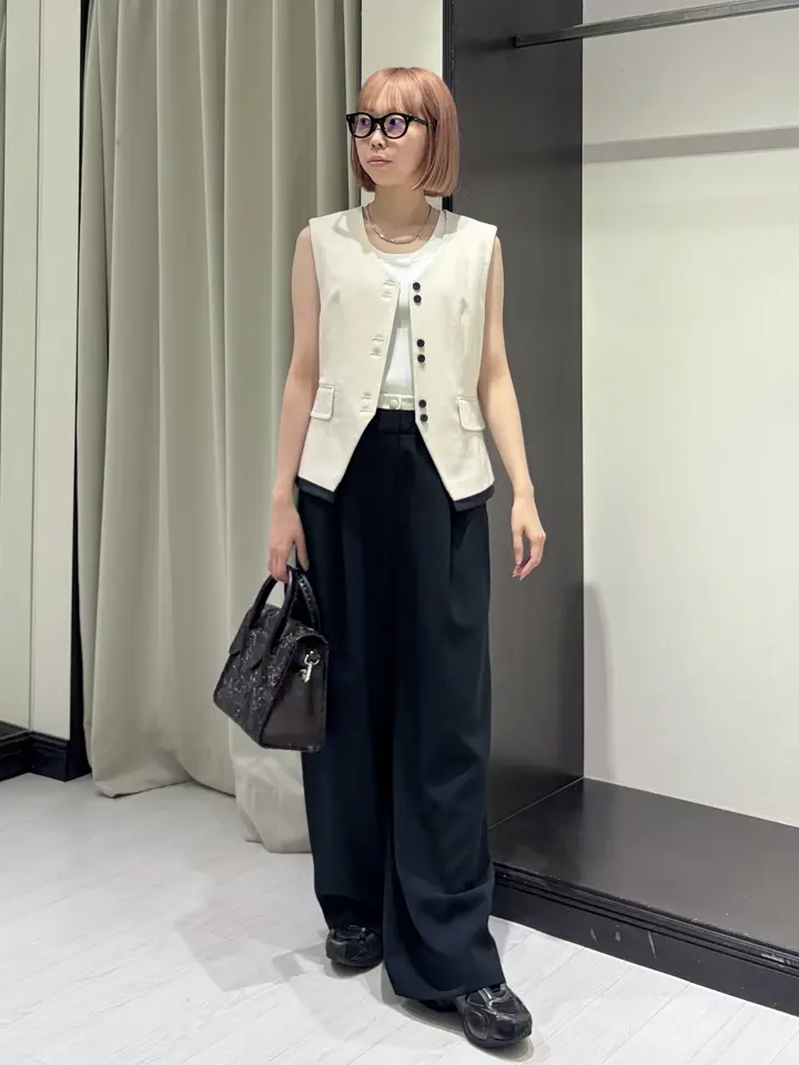 GRACE CONTINENTAL Abe コーディネート画像