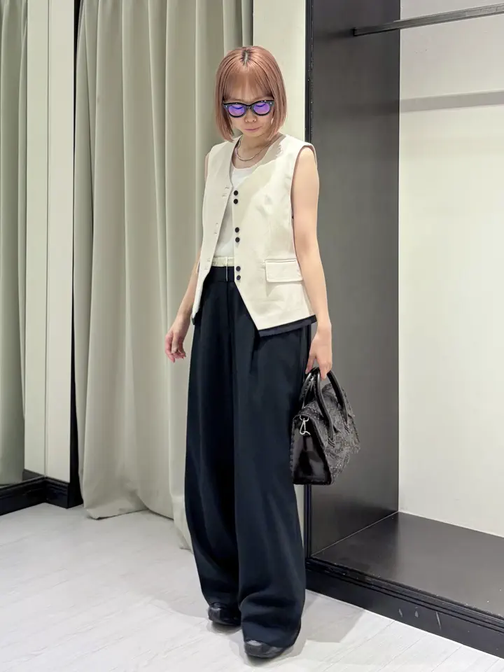GRACE CONTINENTAL Abe コーディネート画像