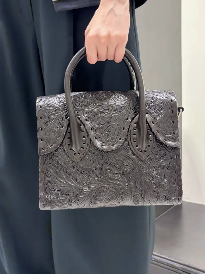 GRACE CONTINENTAL Abe コーディネート画像