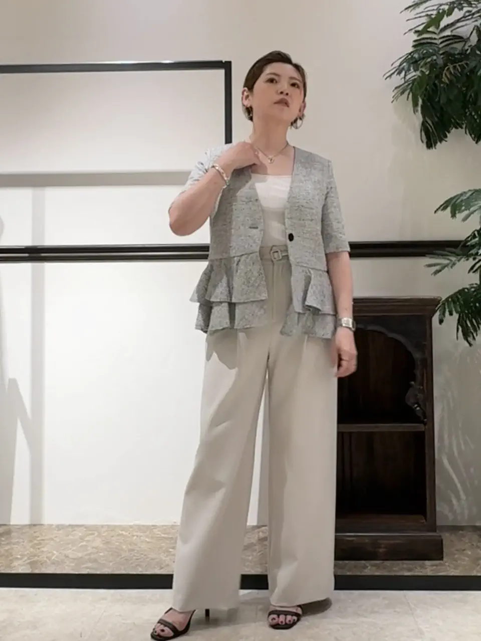 GRACE CONTINENTAL N.YURI コーディネート画像