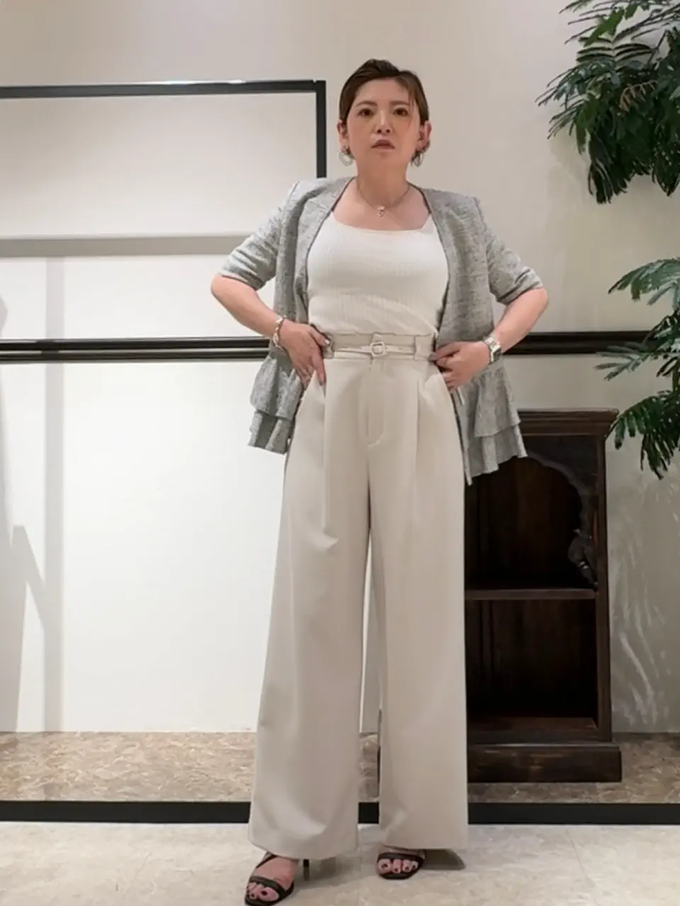 GRACE CONTINENTAL N.YURI コーディネート画像