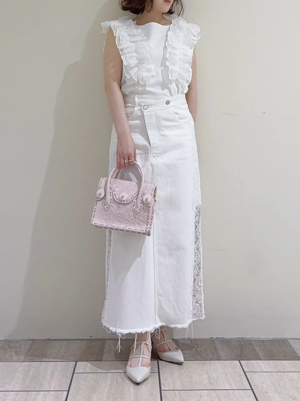 GRACE CONTINENTAL SASAKI コーディネート画像