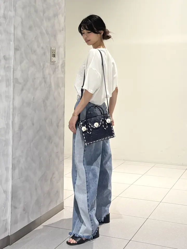 GRACE CONTINENTAL FUKUSHIMA YURIE コーディネート画像