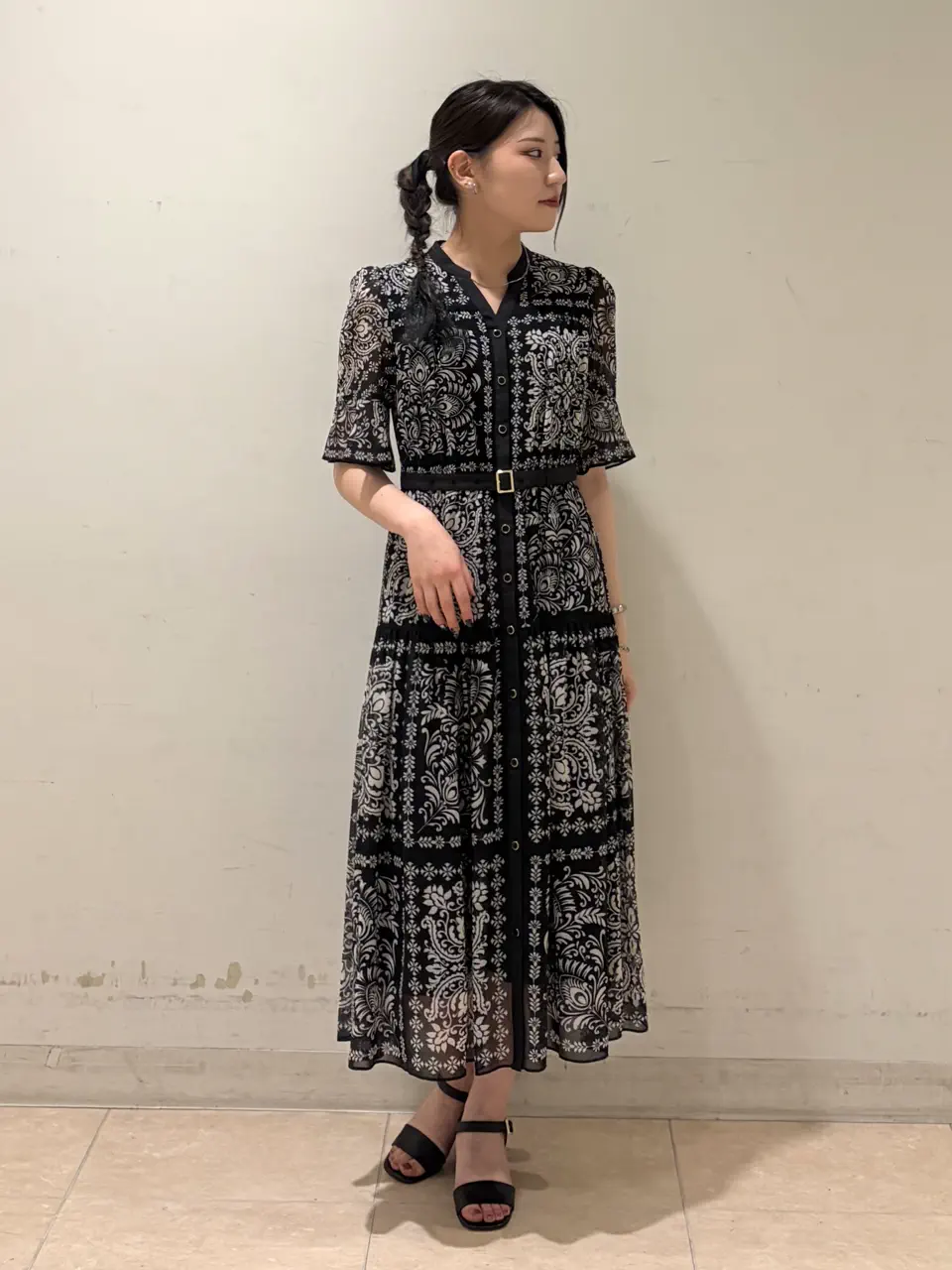 GRACE CONTINENTAL 𝙆𝙄𝙈𝙐 コーディネート画像