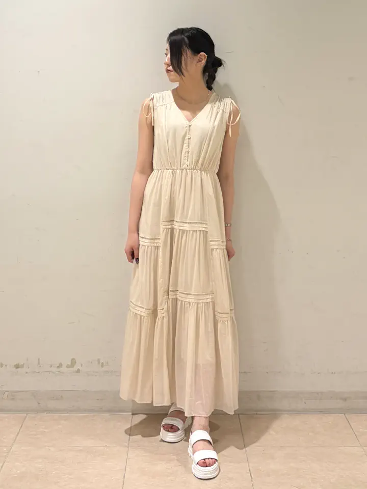 GRACE CONTINENTAL 𝙆𝙄𝙈𝙐 コーディネート画像