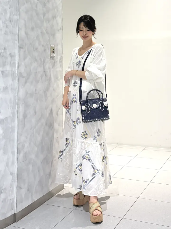 GRACE CONTINENTAL FUKUSHIMA YURIE コーディネート画像