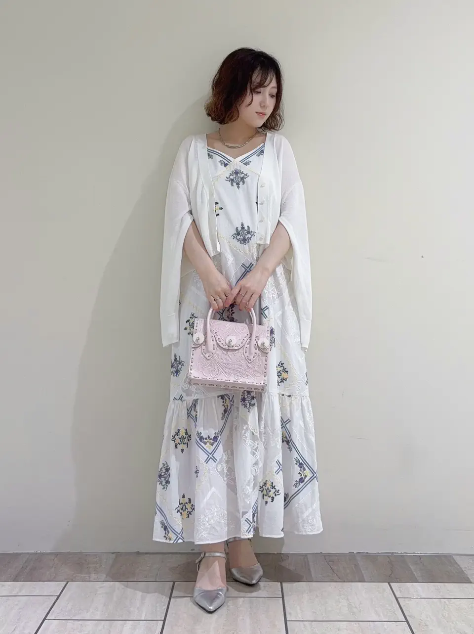 GRACE CONTINENTAL SASAKI コーディネート画像