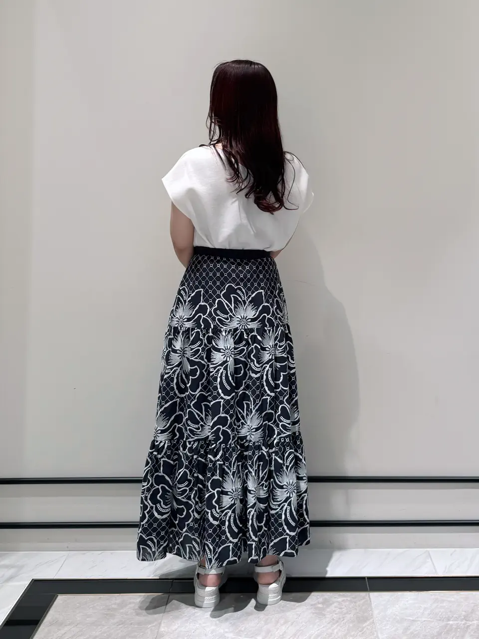 GRACE CONTINENTAL MOMOKO コーディネート画像