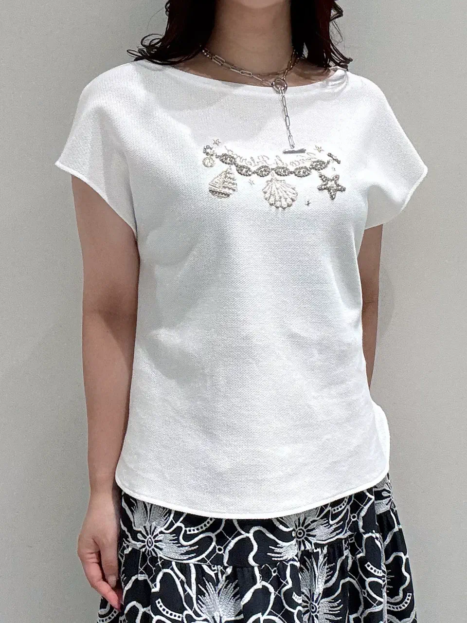 GRACE CONTINENTAL MOMOKO コーディネート画像