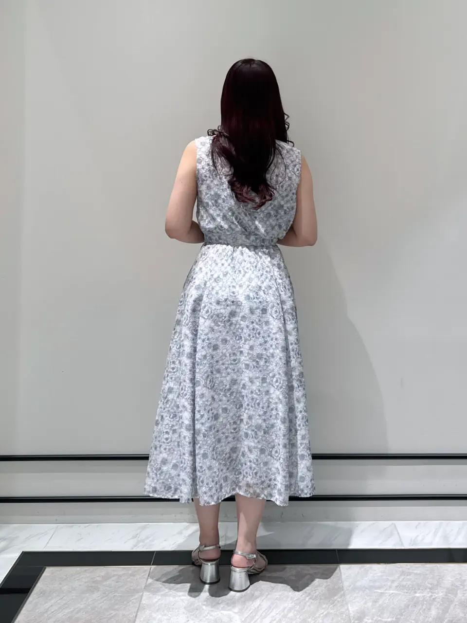 GRACE CONTINENTAL MOMOKO コーディネート画像
