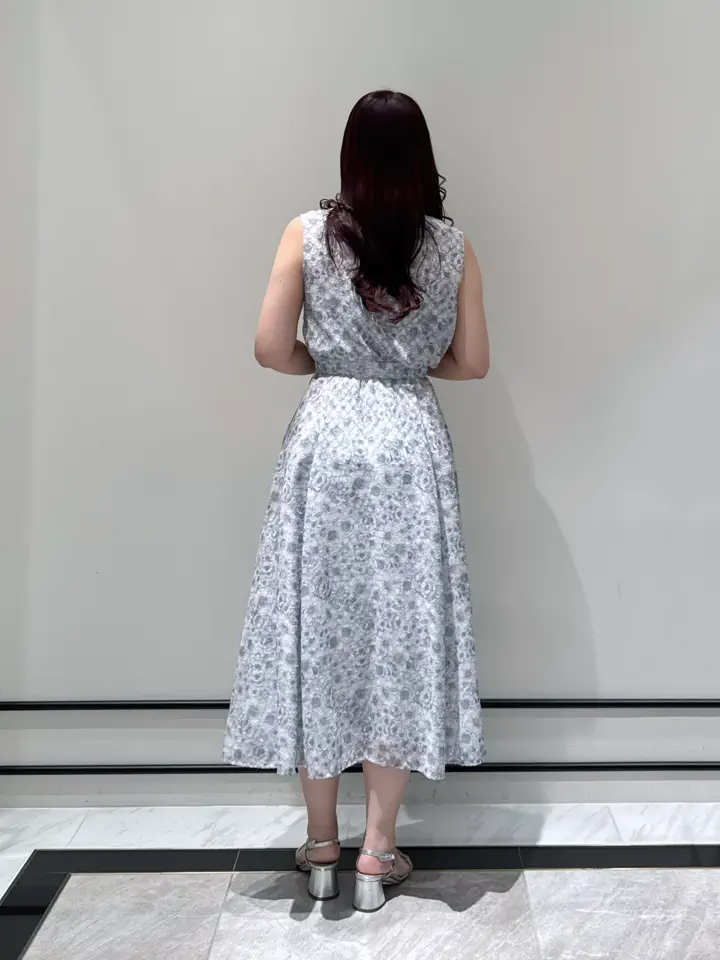 GRACE CONTINENTAL MOMOKO コーディネート画像