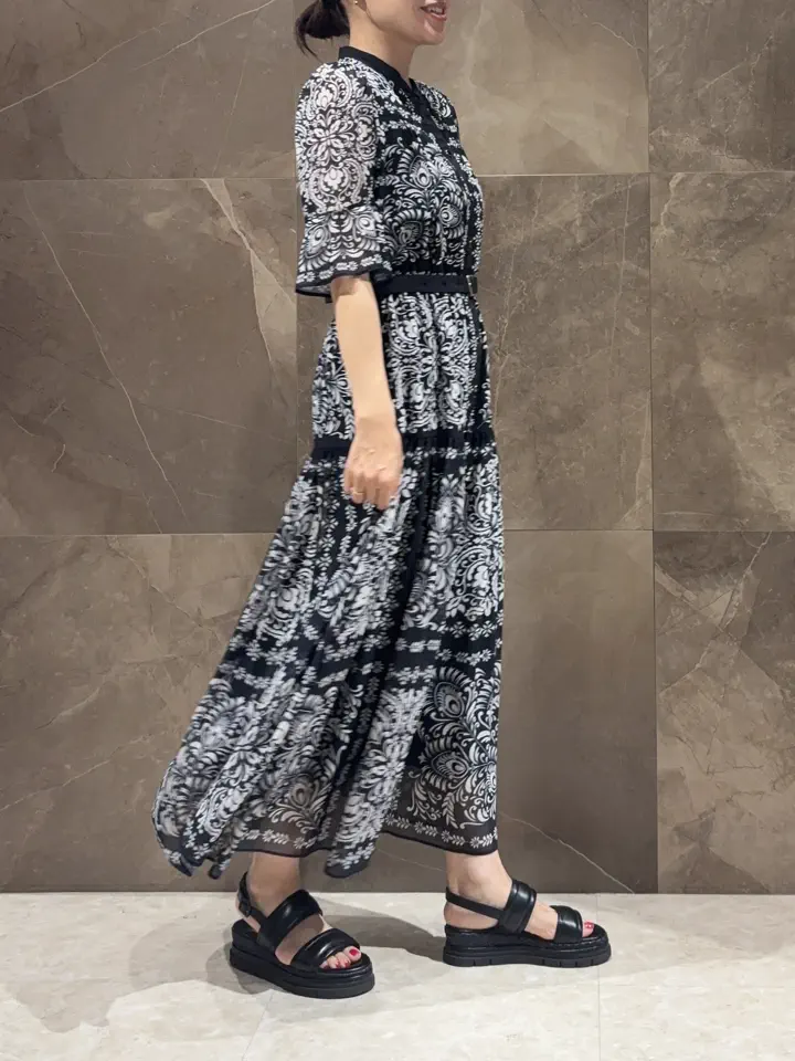 GRACE CONTINENTAL 穐山　香織 コーディネート画像