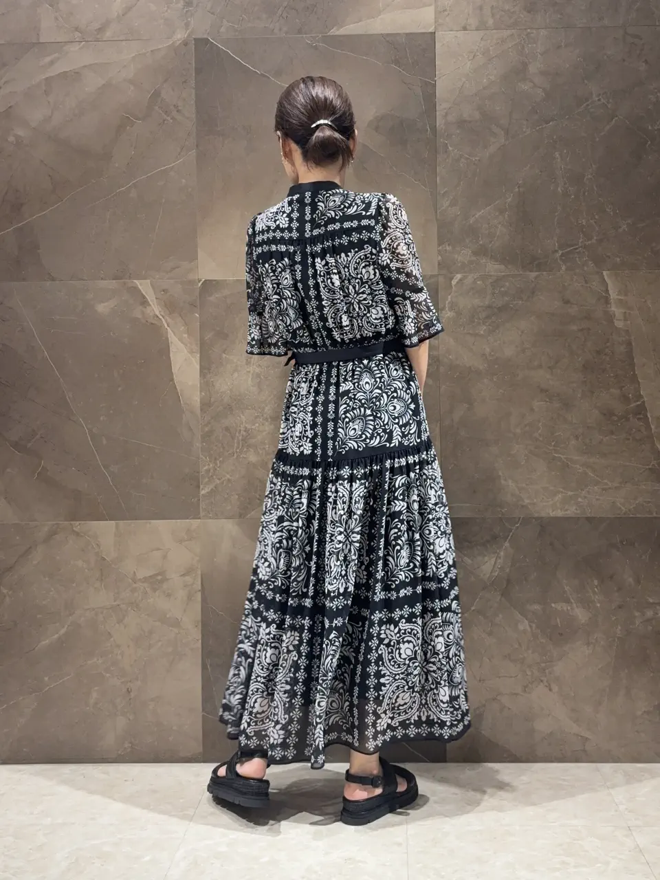GRACE CONTINENTAL 穐山　香織 コーディネート画像