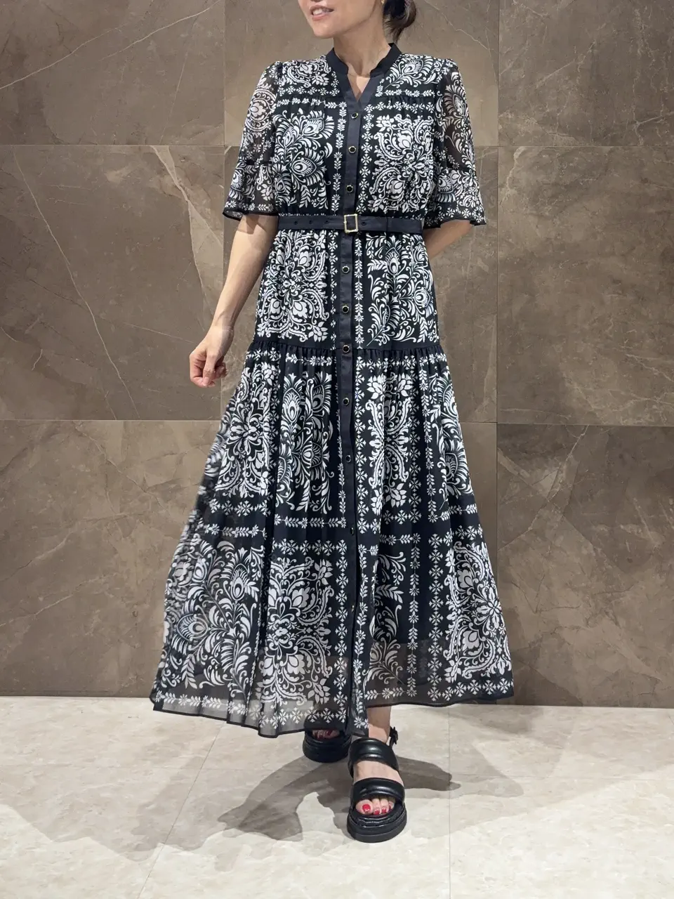 GRACE CONTINENTAL 穐山　香織 コーディネート画像