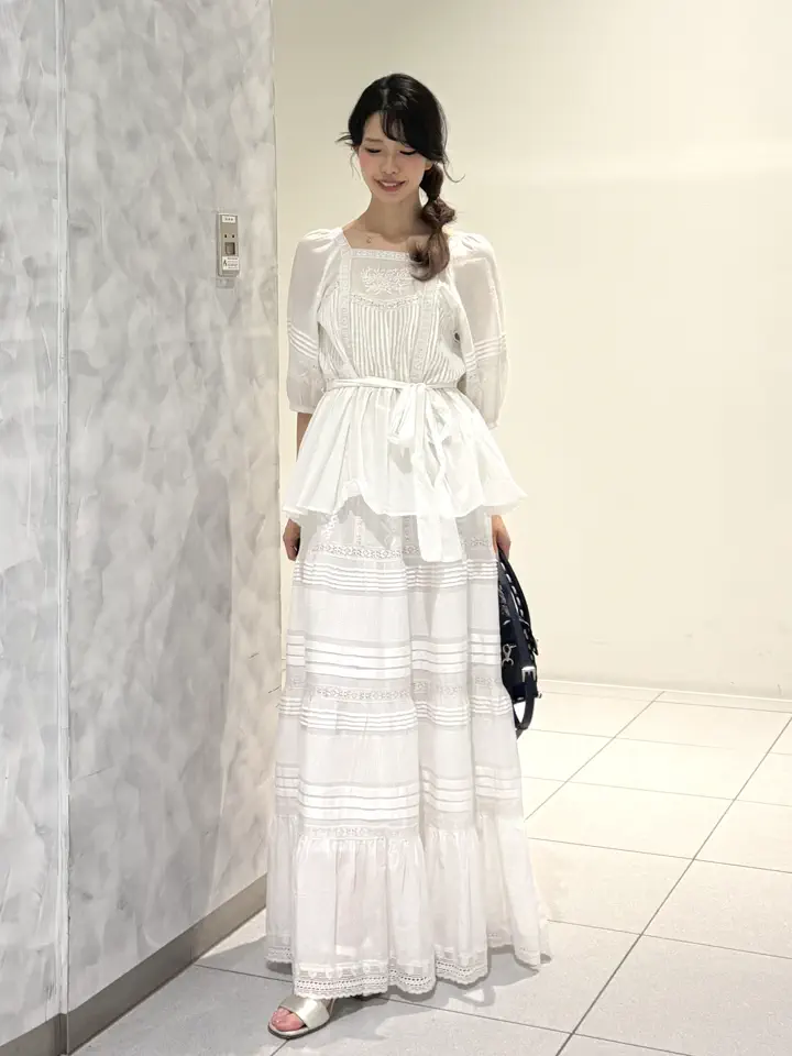 GRACE CONTINENTAL FUKUSHIMA YURIE コーディネート画像