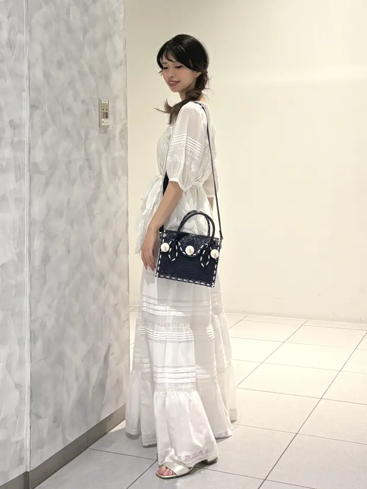 GRACE CONTINENTAL FUKUSHIMA YURIE コーディネート画像