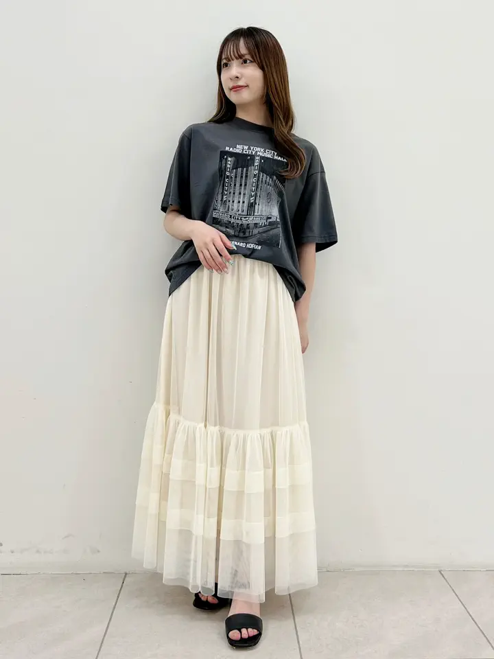 GRACE CONTINENTAL Miu Akamatsu コーディネート画像
