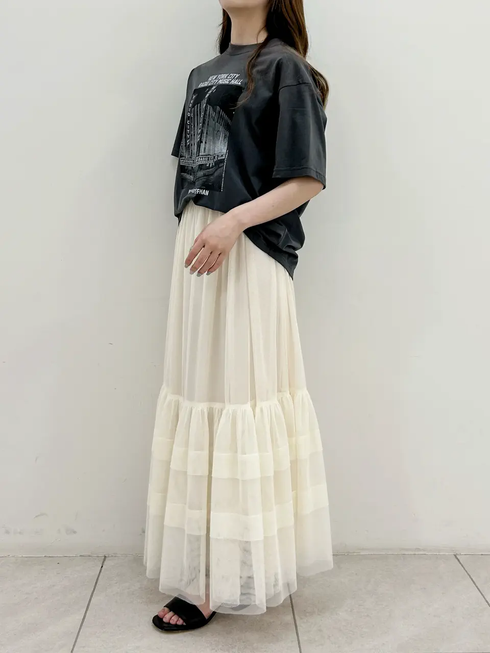 GRACE CONTINENTAL Miu Akamatsu コーディネート画像