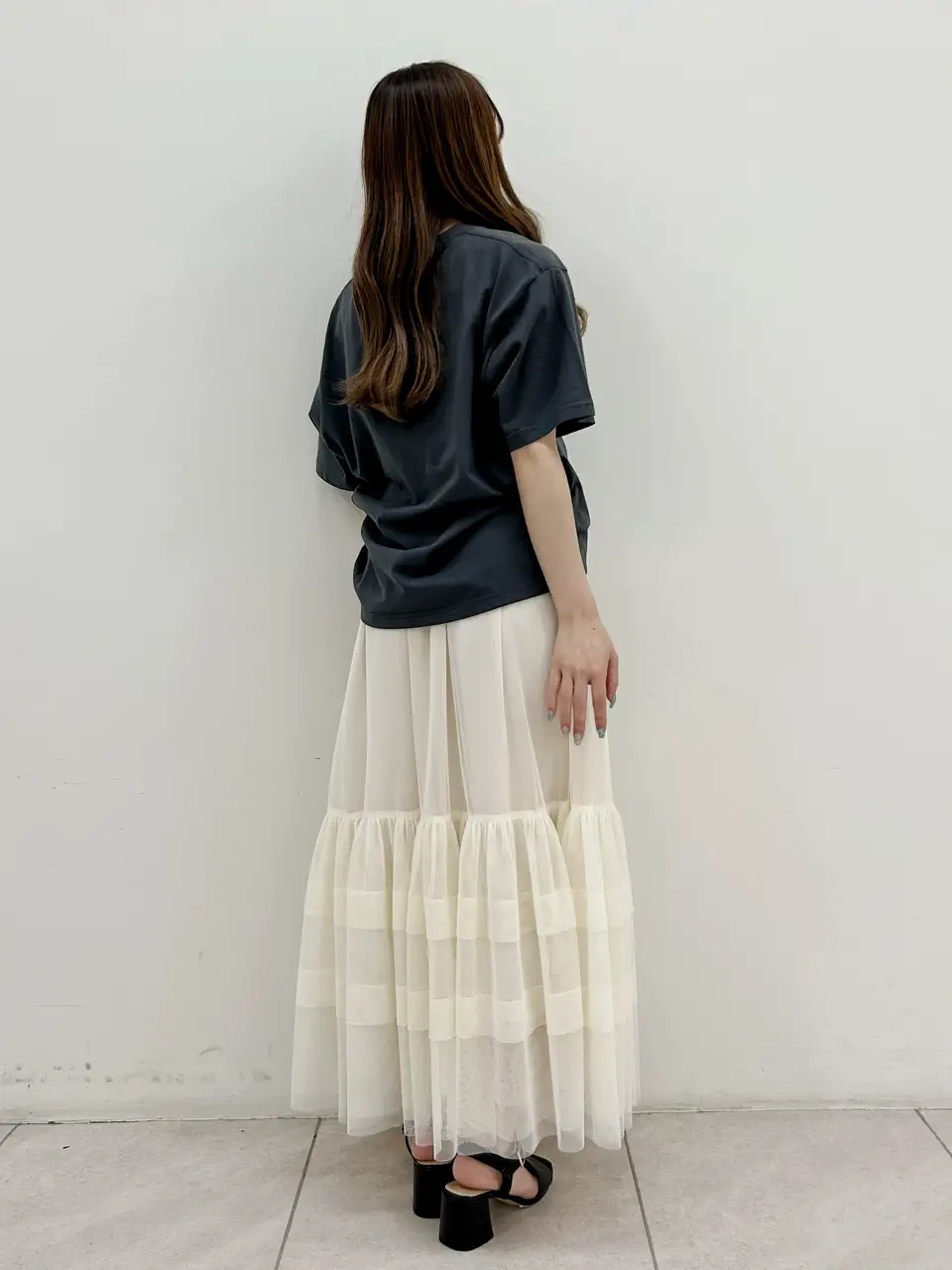 GRACE CONTINENTAL Miu Akamatsu コーディネート画像