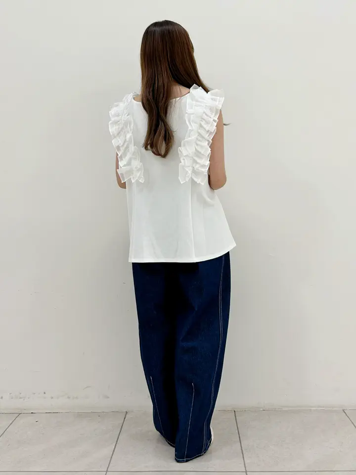 GRACE CONTINENTAL Miu Akamatsu コーディネート画像