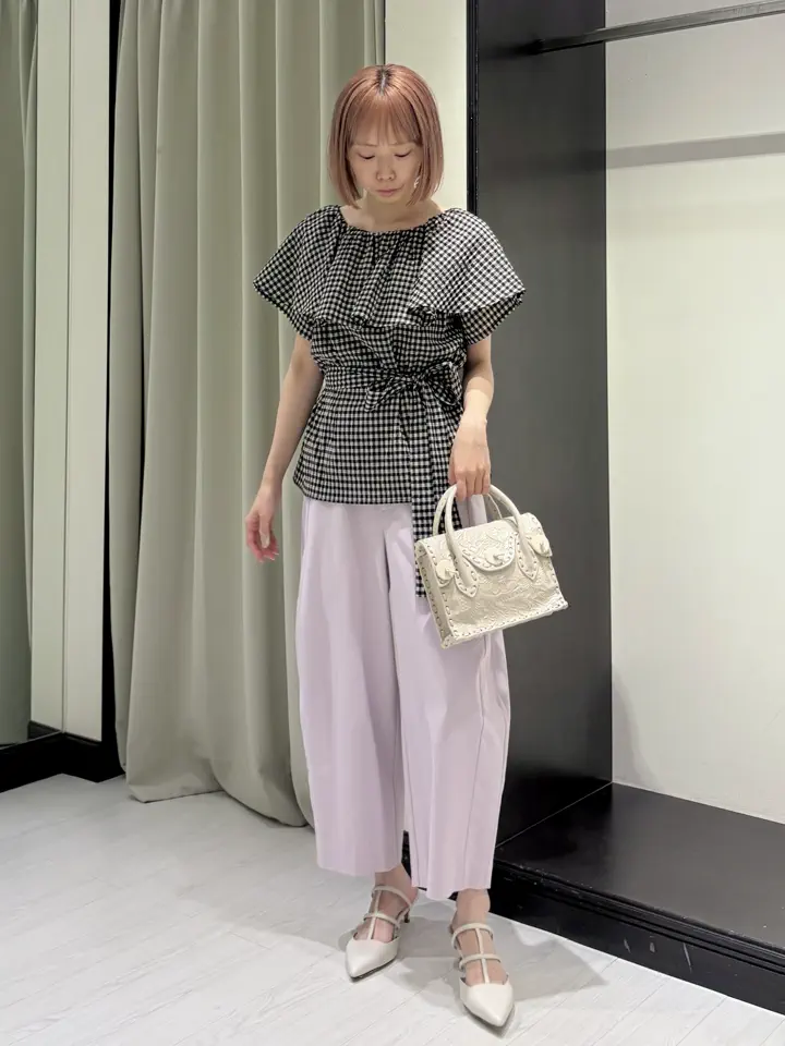 GRACE CONTINENTAL Abe コーディネート画像