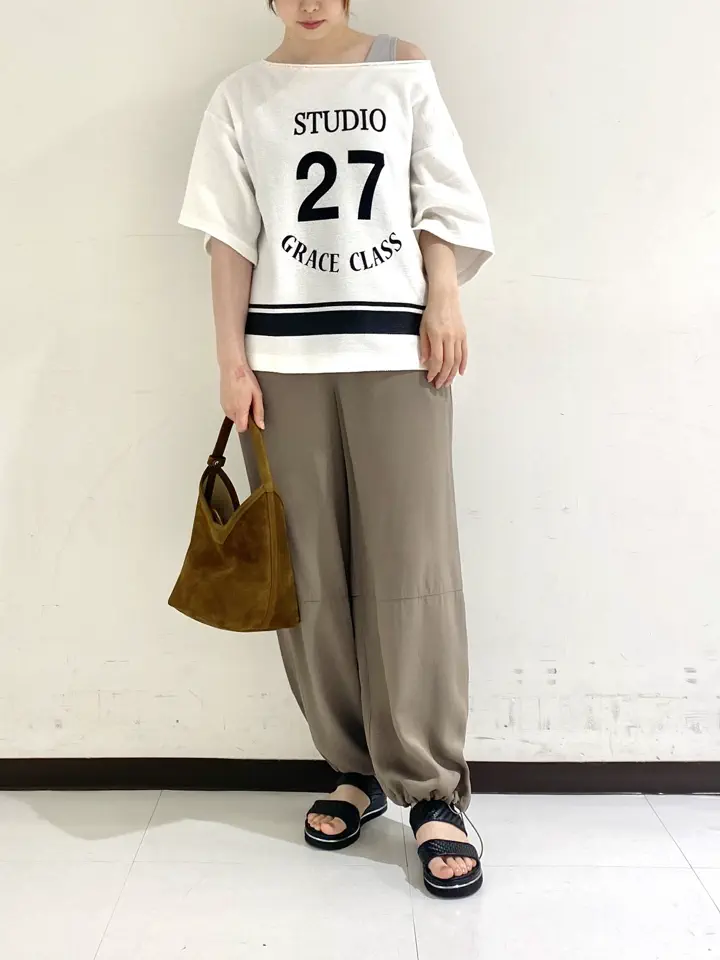 GRACE CONTINENTAL fujii コーディネート画像