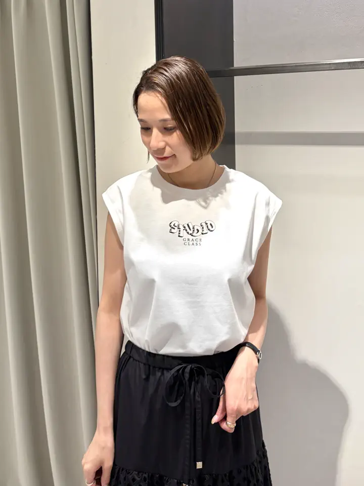 GRACE CONTINENTAL 亀田 未希 コーディネート画像