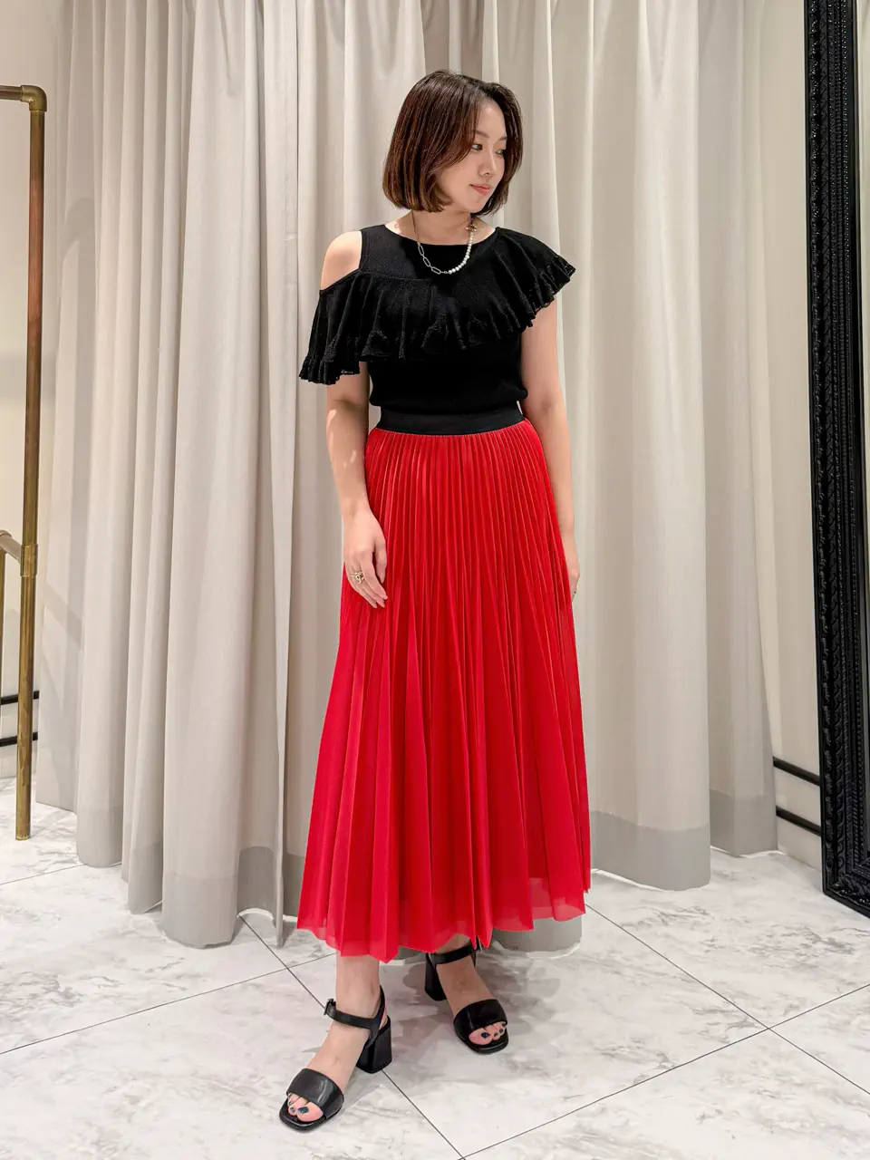  Natsumi コーディネート画像