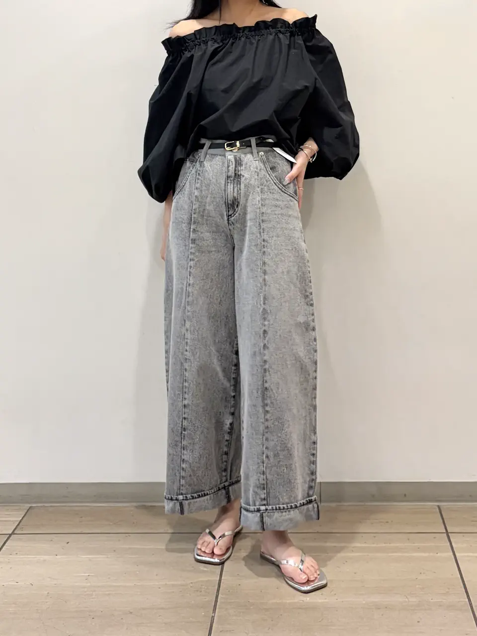 GRACE CONTINENTAL yoshi コーディネート画像