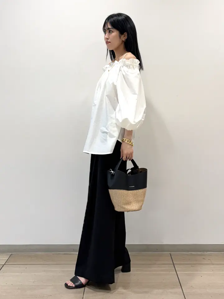GRACE CONTINENTAL yoshi コーディネート画像