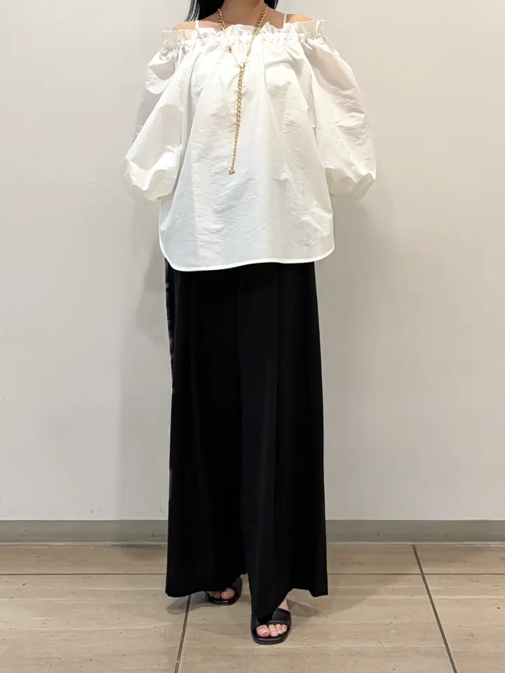 GRACE CONTINENTAL yoshi コーディネート画像