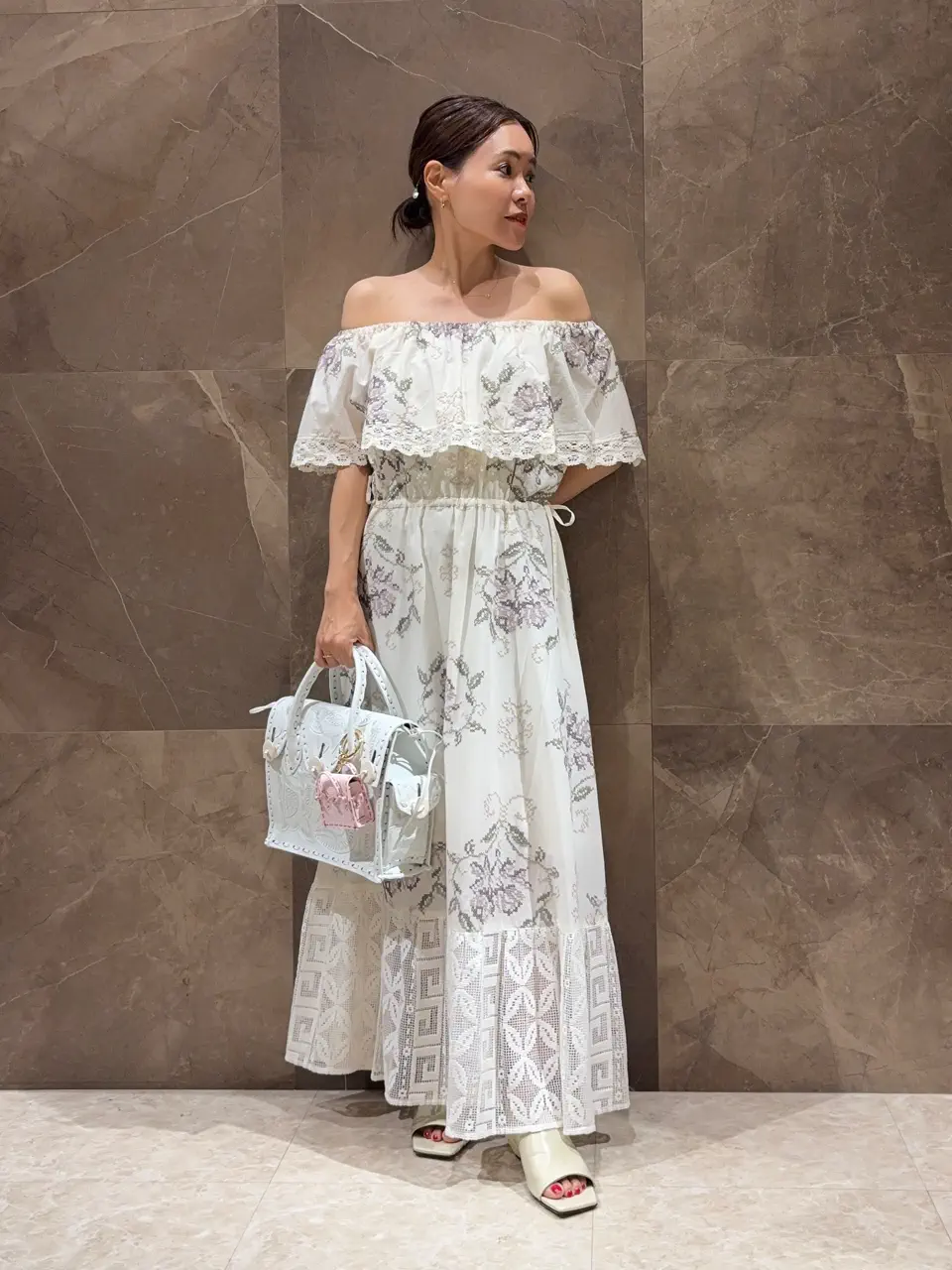  穐山　香織 コーディネート画像