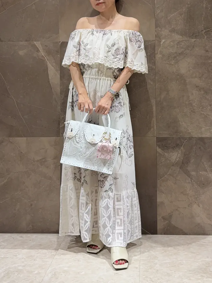GRACE CONTINENTAL 穐山　香織 コーディネート画像