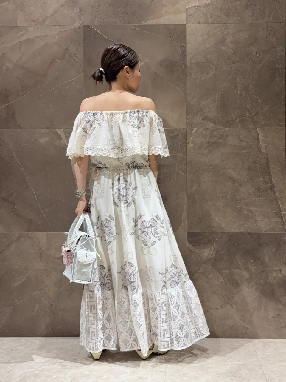 GRACE CONTINENTAL 穐山　香織 コーディネート画像