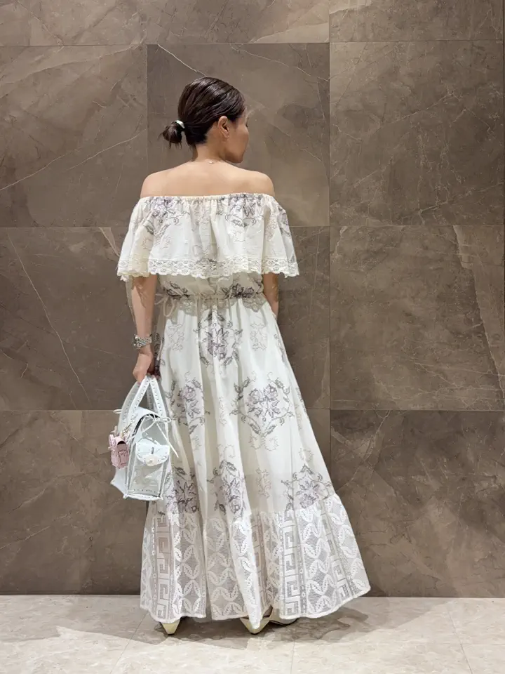 GRACE CONTINENTAL 穐山　香織 コーディネート画像