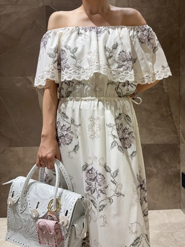 GRACE CONTINENTAL 穐山　香織 コーディネート画像