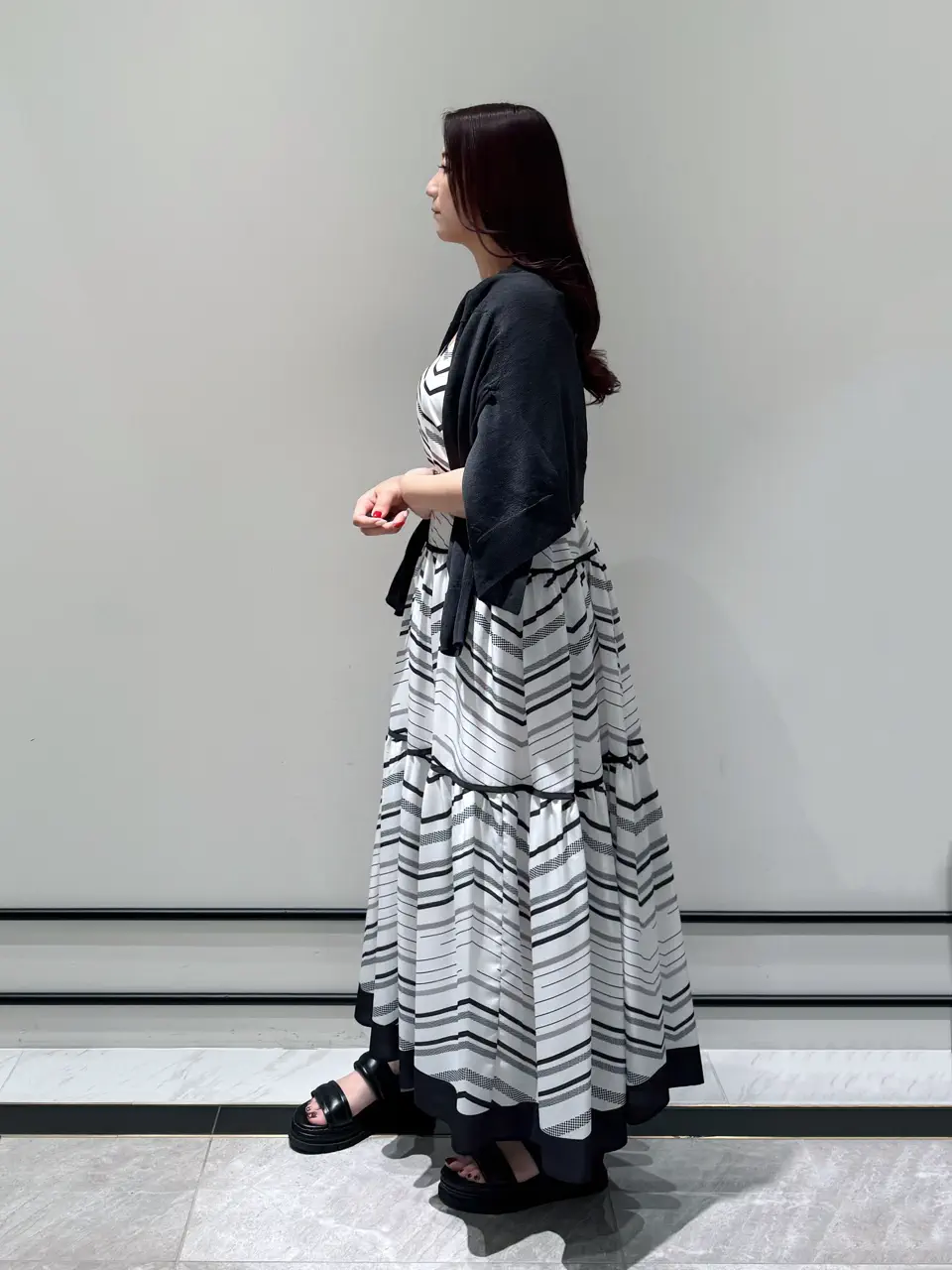 GRACE CONTINENTAL MOMOKO コーディネート画像