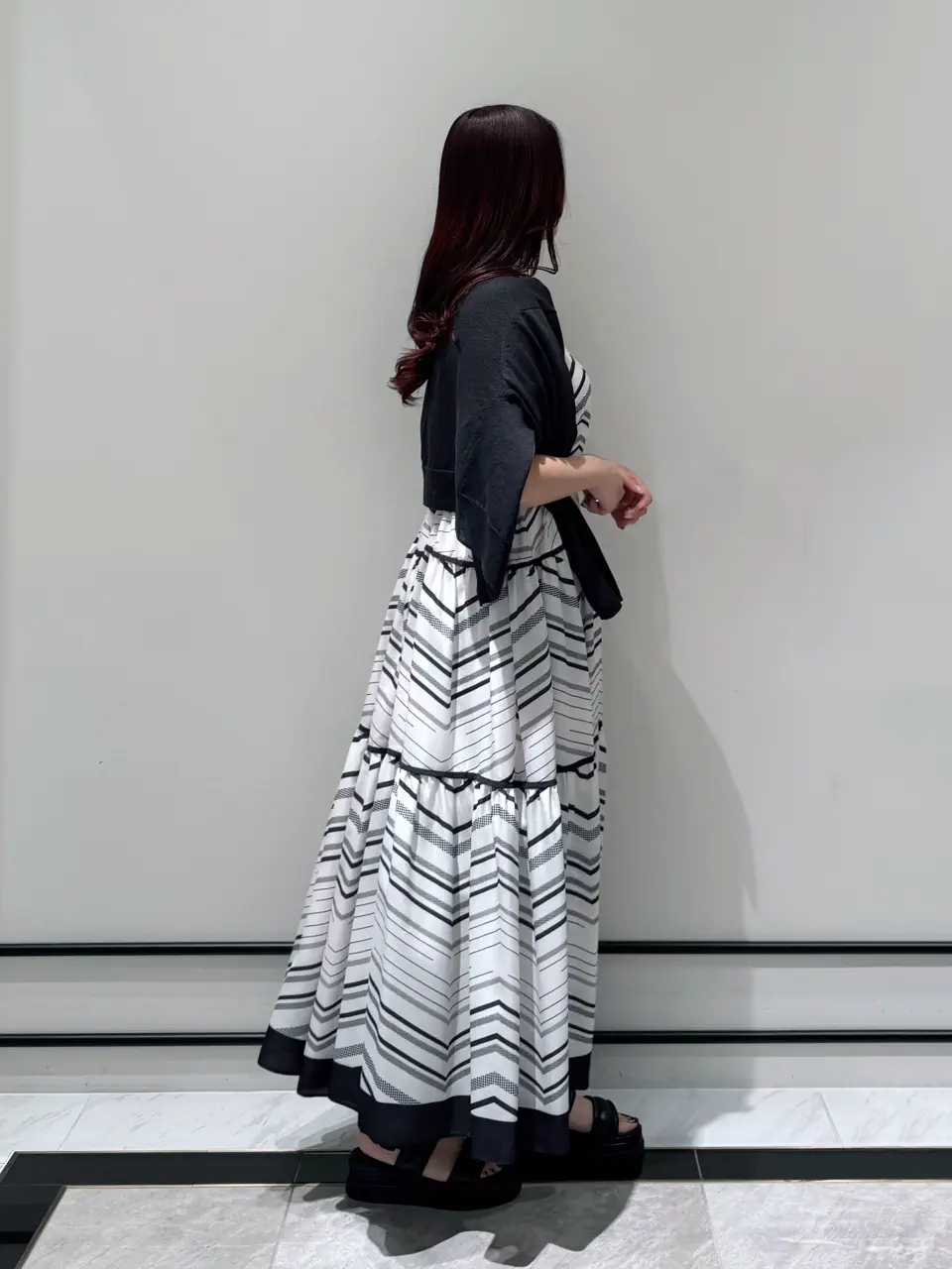 GRACE CONTINENTAL MOMOKO コーディネート画像