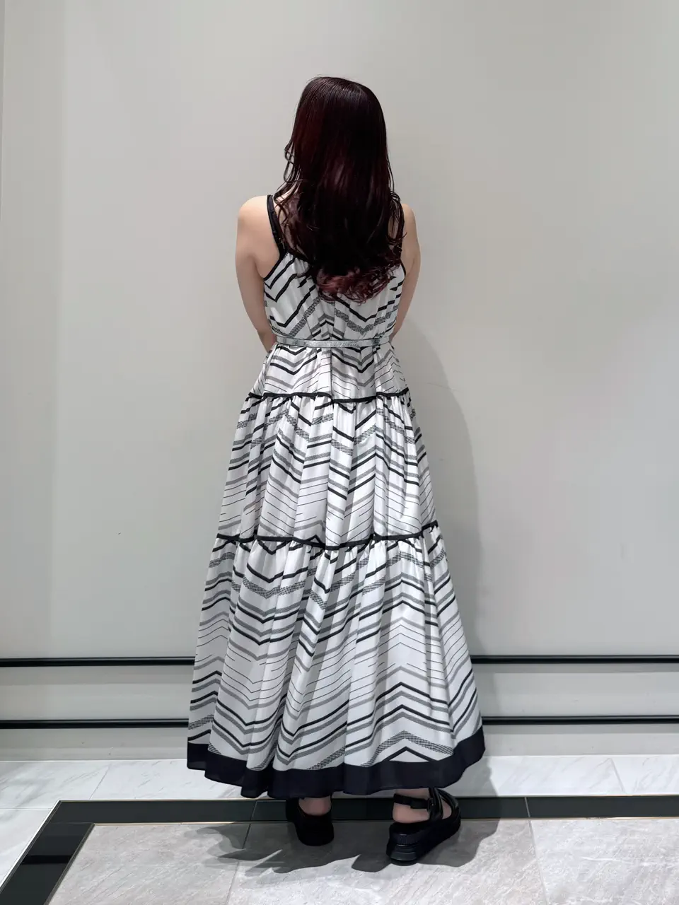 GRACE CONTINENTAL MOMOKO コーディネート画像