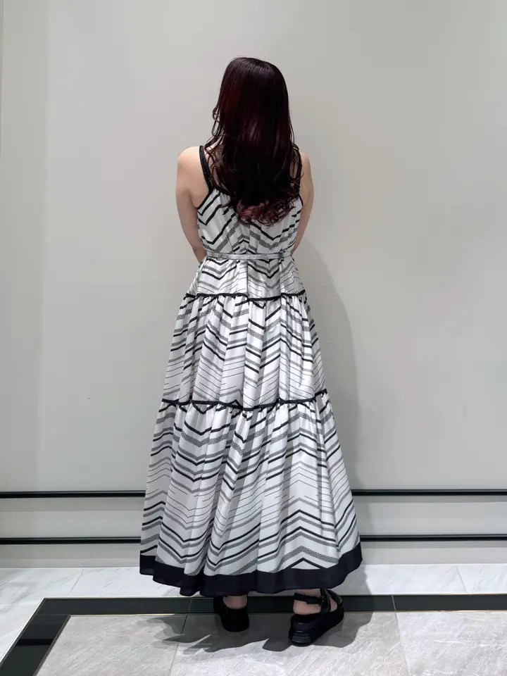 GRACE CONTINENTAL MOMOKO コーディネート画像