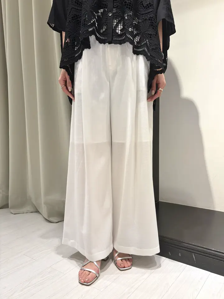 GRACE CONTINENTAL 亀田 未希 コーディネート画像
