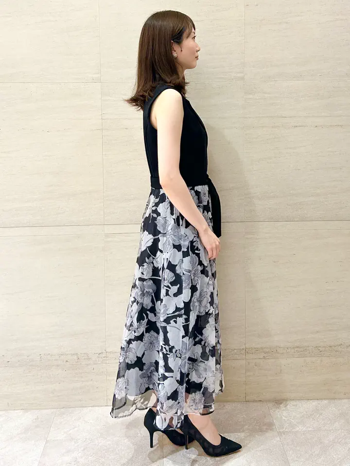GRACE CONTINENTAL Wakazono コーディネート画像