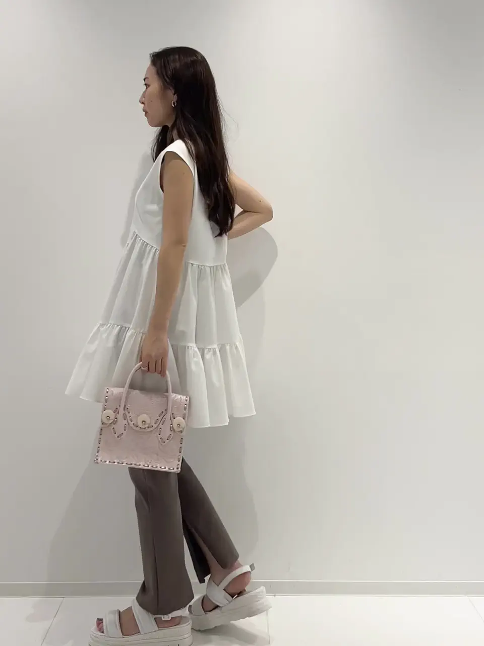 GRACE CONTINENTAL ERINA KATO コーディネート画像