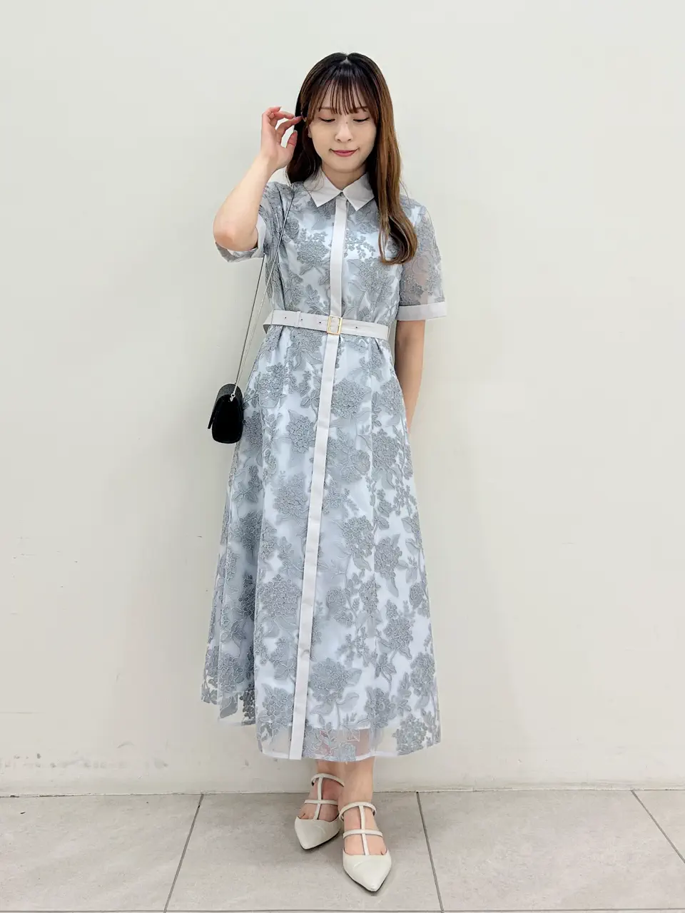 GRACE CONTINENTAL Miu Akamatsu コーディネート画像