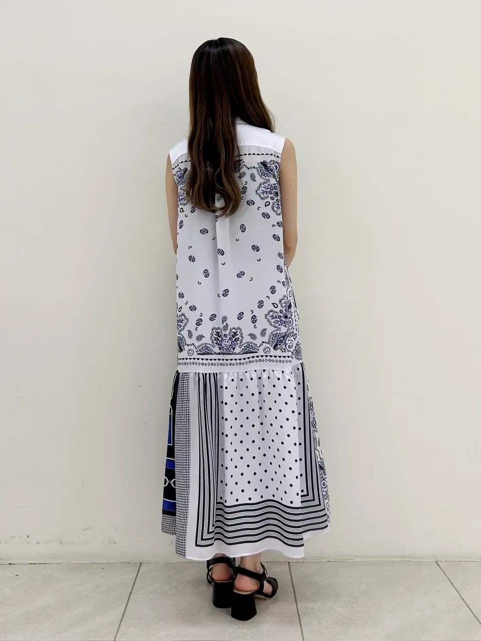 GRACE CONTINENTAL Miu Akamatsu コーディネート画像