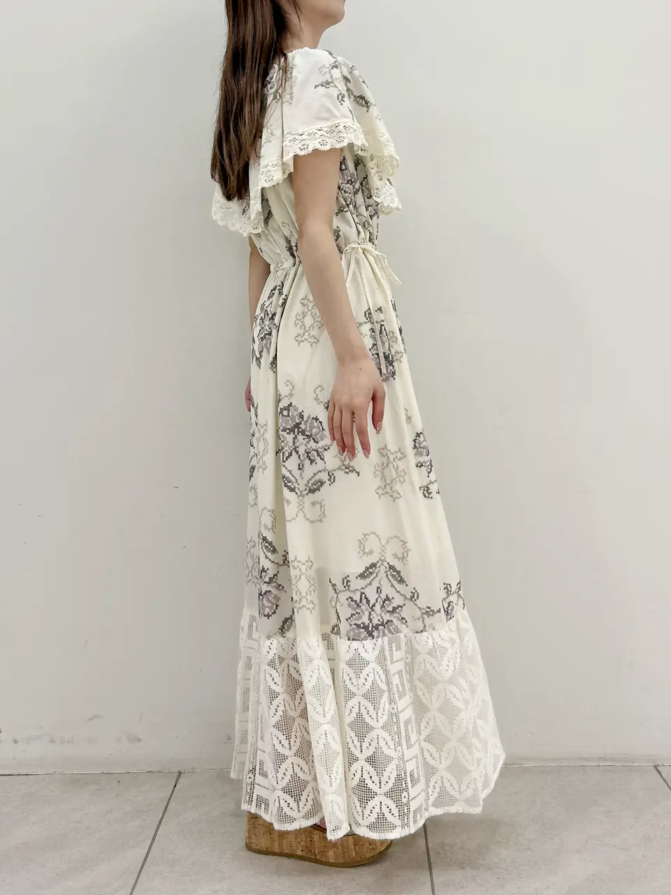 GRACE CONTINENTAL Miu Akamatsu コーディネート画像