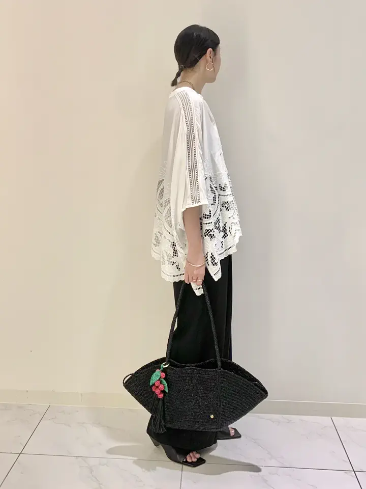 GRACE CONTINENTAL haruka iwasaki コーディネート画像