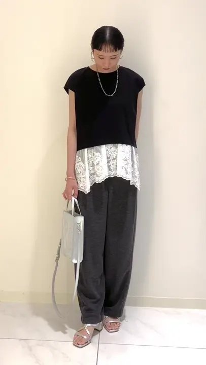 GRACE CONTINENTAL haruka iwasaki コーディネート画像